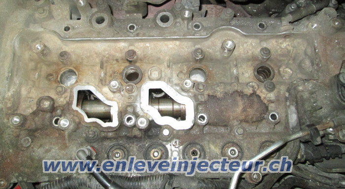Gebrochen Injektoren in Renault Trafic / Opel
                Vivaro mit 2.0 Motoren